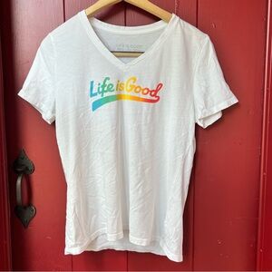 Life is Good White Rainbow Graphic Short Sleeve Tee T-shirt! Great condition!